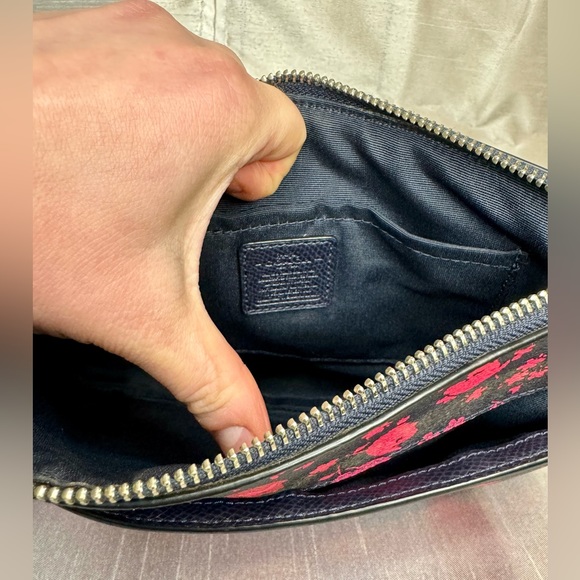 Coach floral crossbody purse - Picture 5 of 16